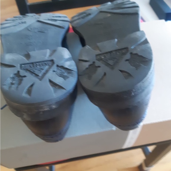 John Fluevog shoes - Picture 3 of 5